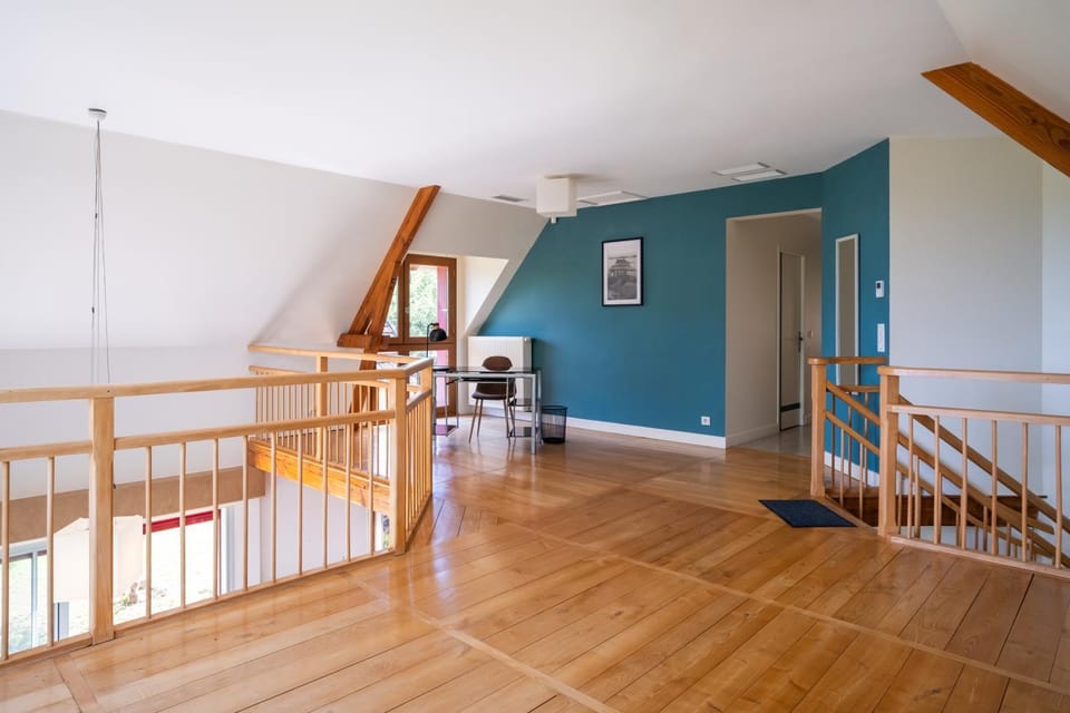 Seating area, Garden view, Landmark view, heating, air conditioner
