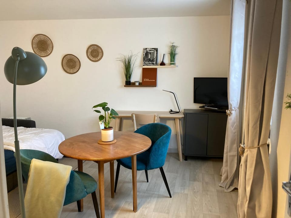Studio avec jardin Apartment in Normandy