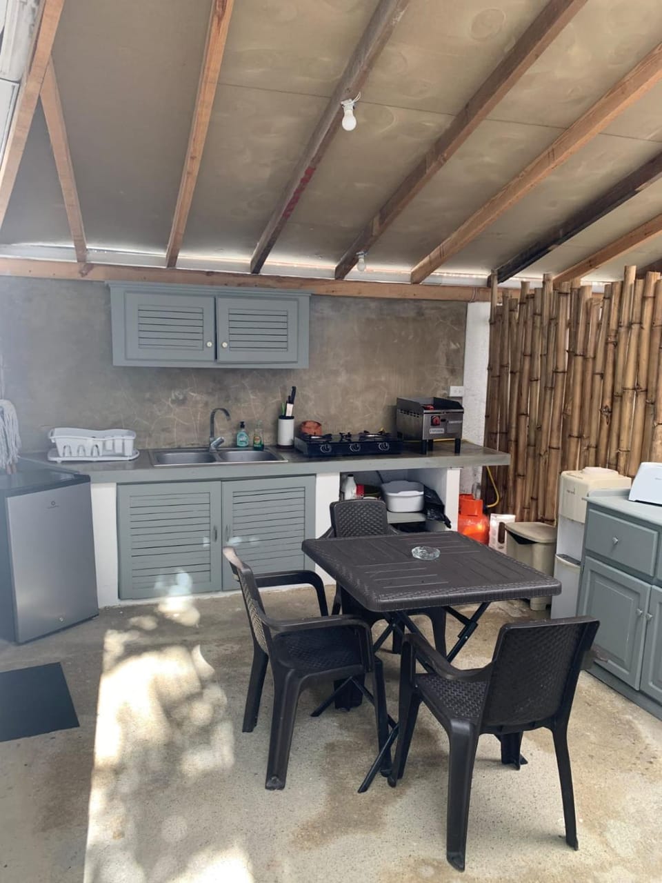 Kitchen or kitchenette, stove