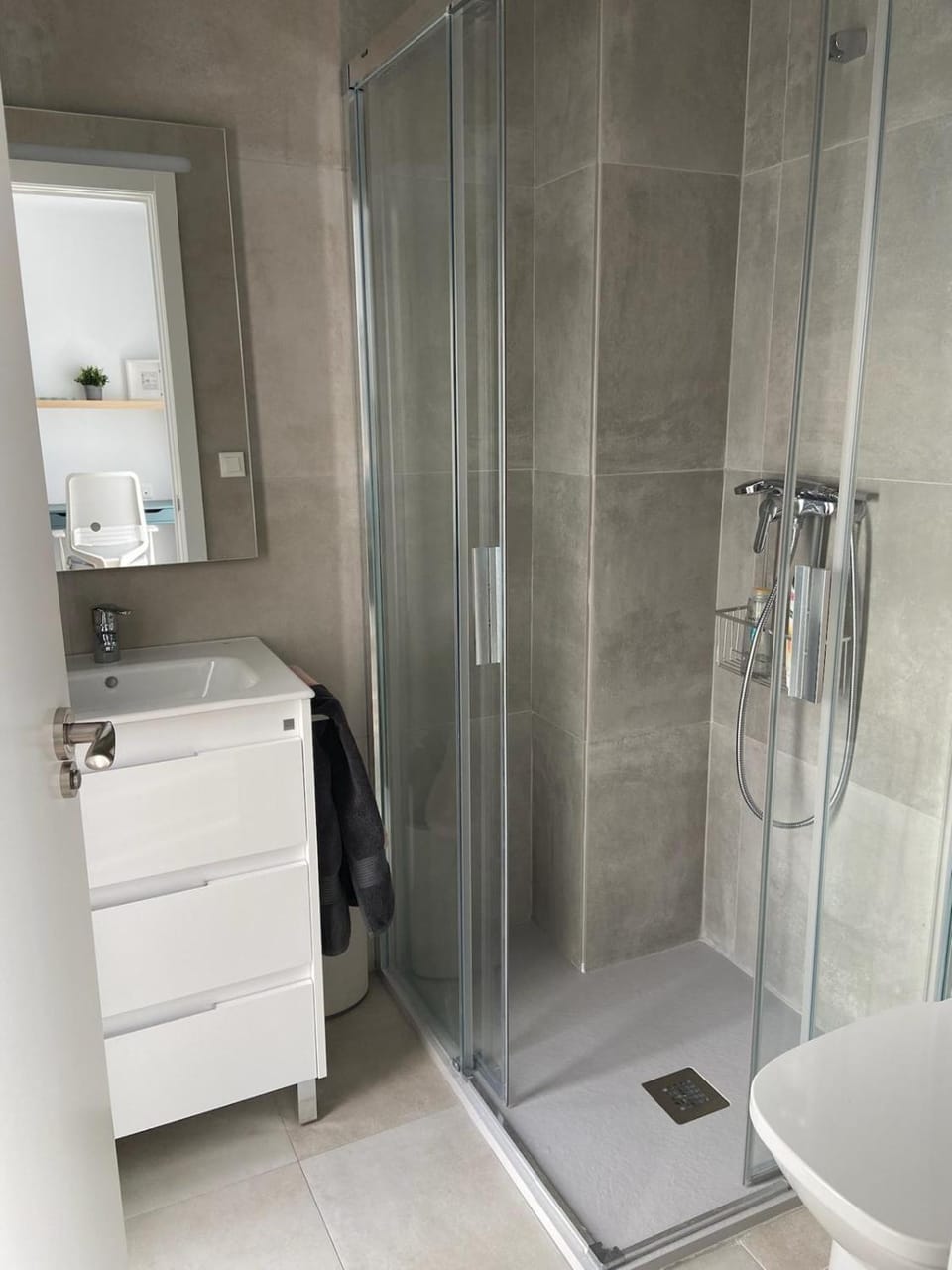 Shower, Bathroom