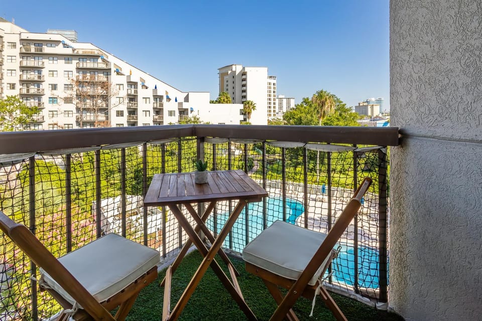 Balcony/Terrace, Pool view