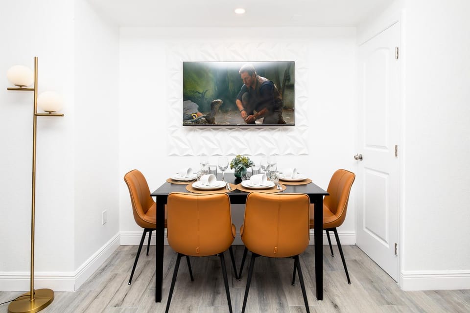 TV and multimedia, Living room, Dining area