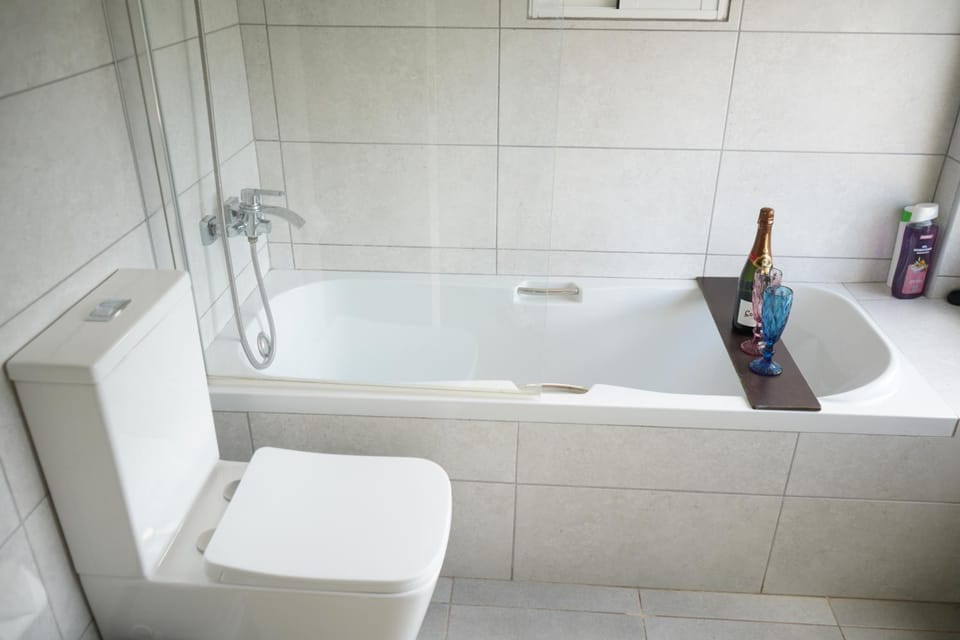 Bathroom, Bath