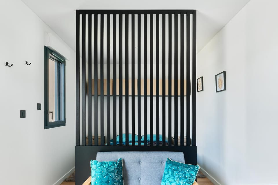 Seating area, Bedroom