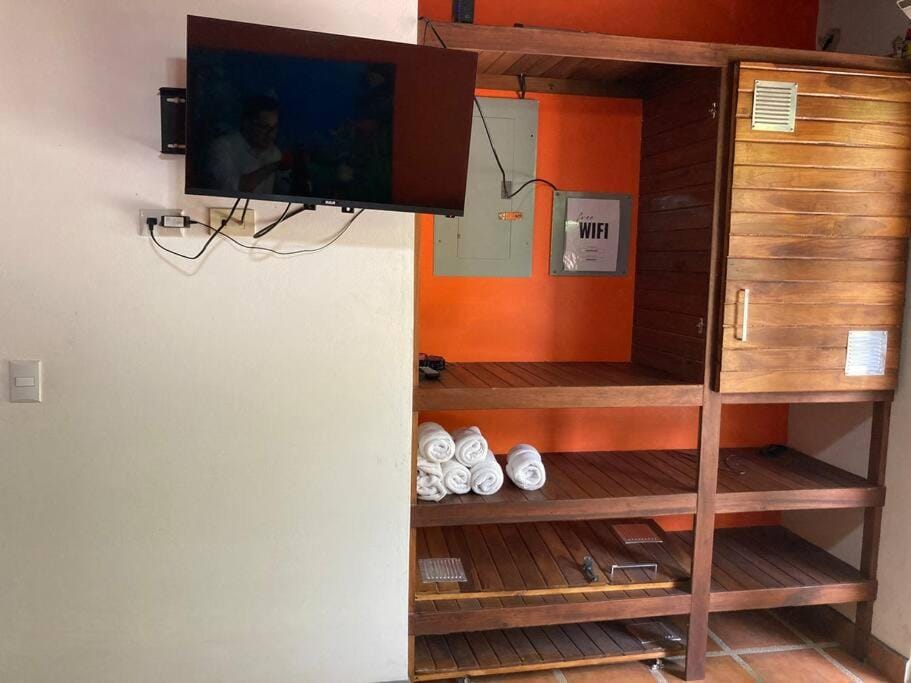 TV and multimedia, Bedroom, wardrobe