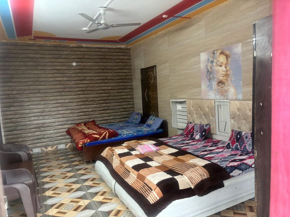 Magic View Guest House Hotel in Himachal Pradesh