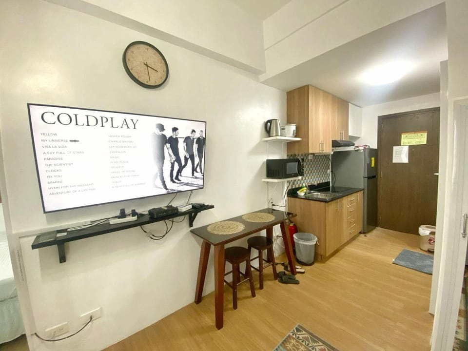 Best Condo Studio in Cagayan de Oro City 14F The Loop Tower Limketkai Atrium Lucky 21 Apartment hotel in Cagayan de Oro