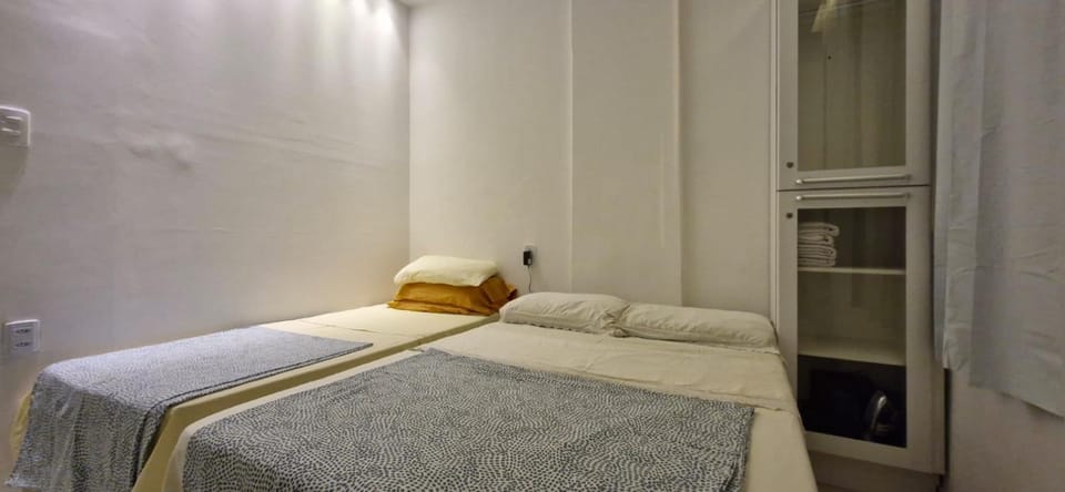 Bed, Bedroom, locker
