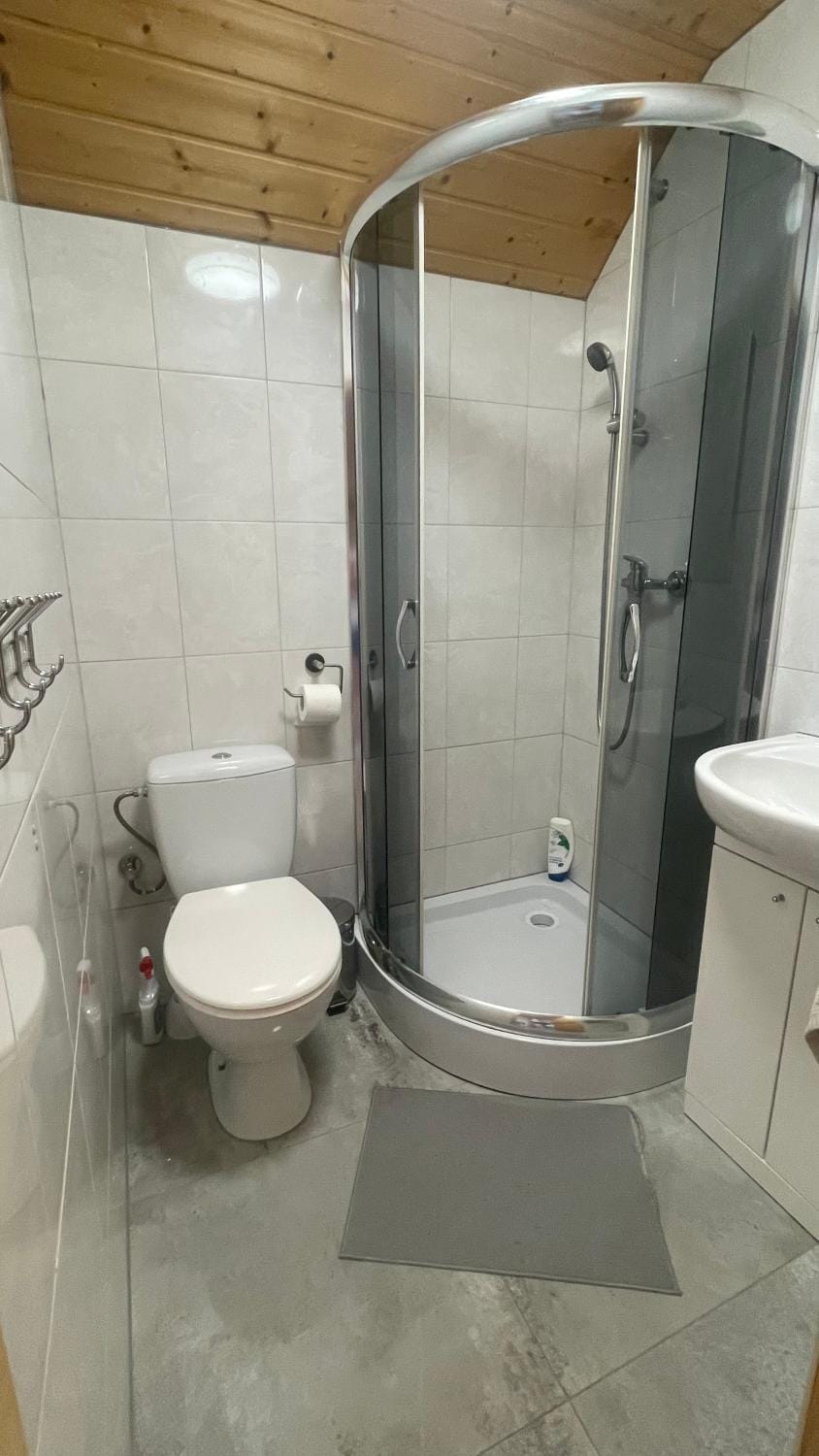 Shower, Toilet, Bathroom