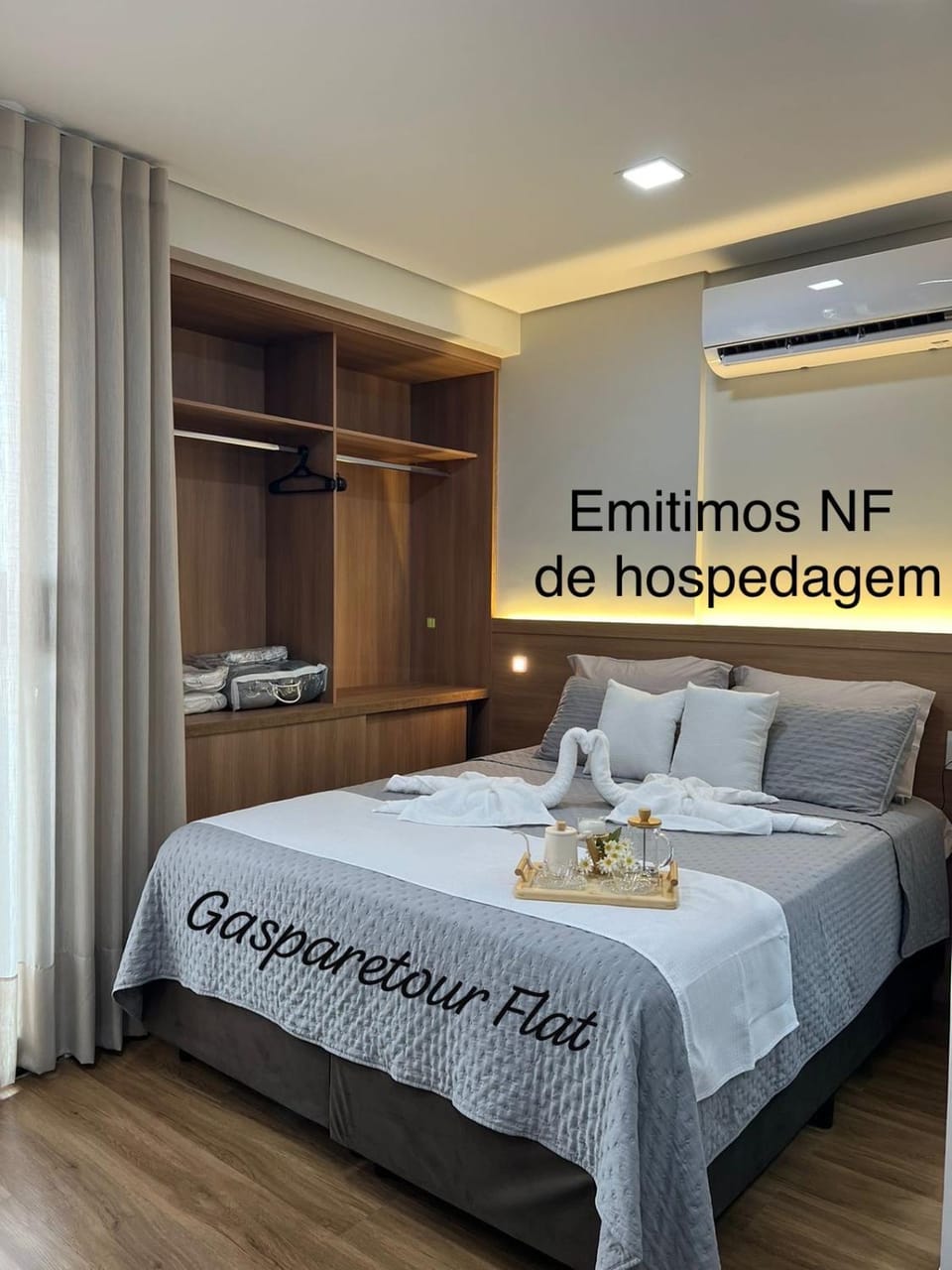 Bed, Bedroom, air conditioner