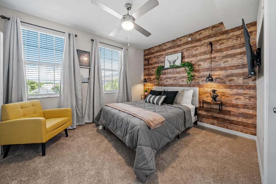 Stylish 2BR2BA w Pool, Gym Near Airport #3 Apartment in Westchase
