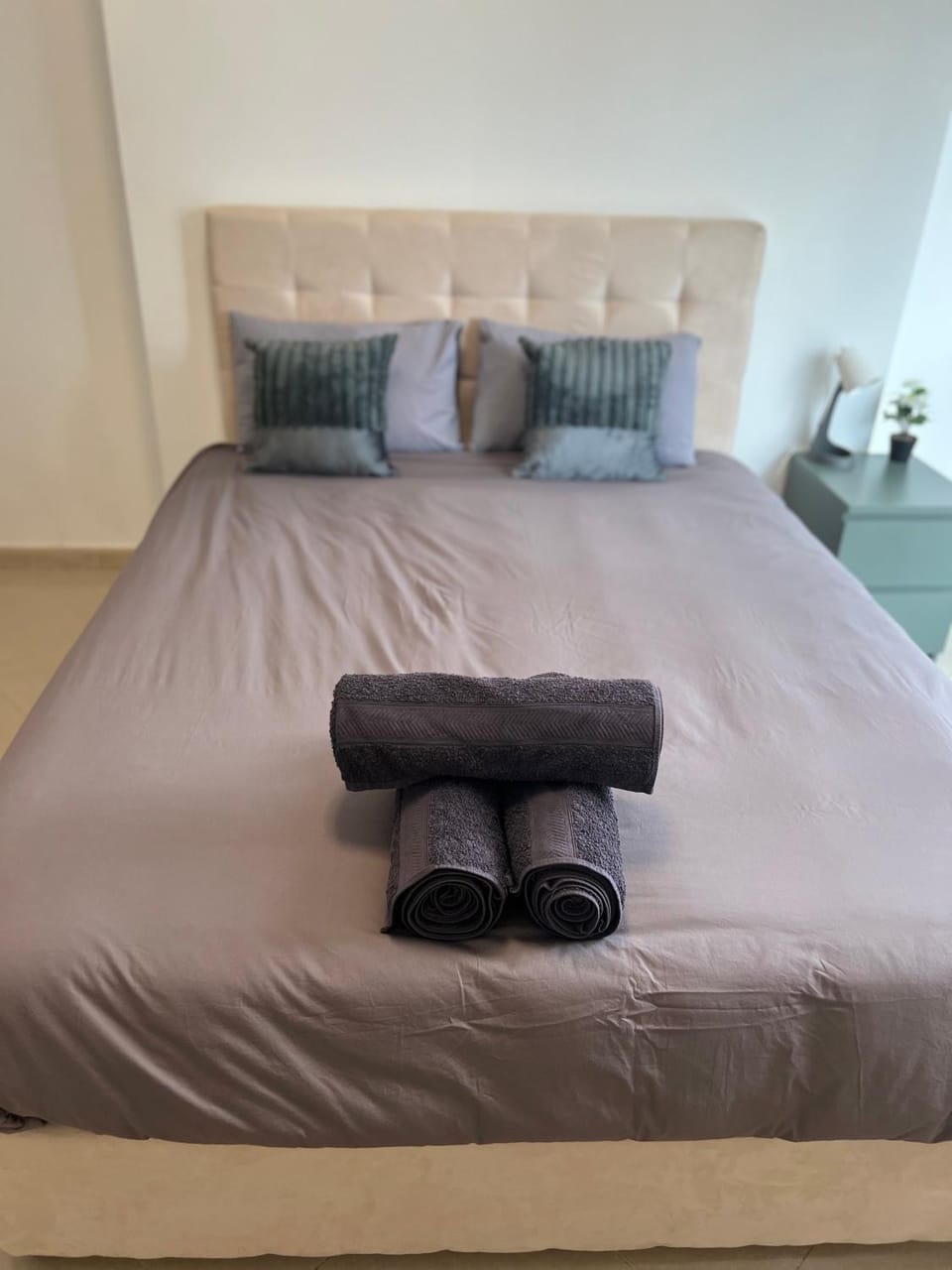 Top Rated Award Winning 1BR with Sea View Apartment in Al Sharjah