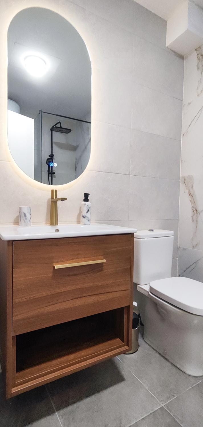 Toilet, Bathroom