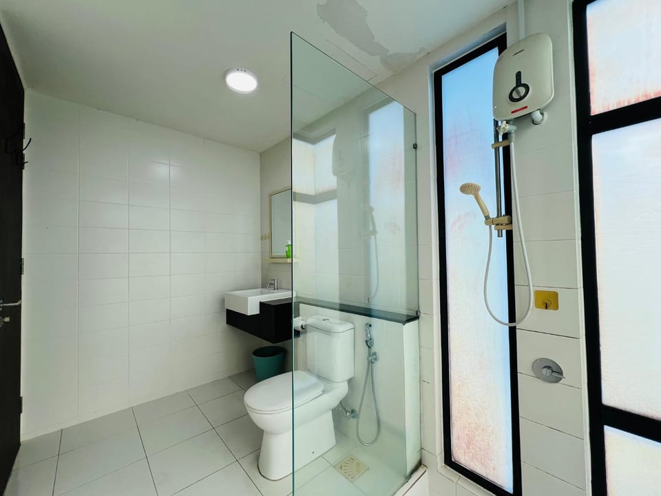 Shower, Toilet, Bathroom, bidet