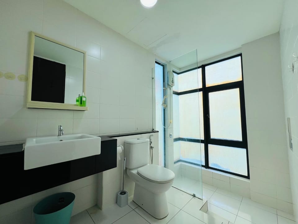 Shower, Toilet, Bathroom, bidet