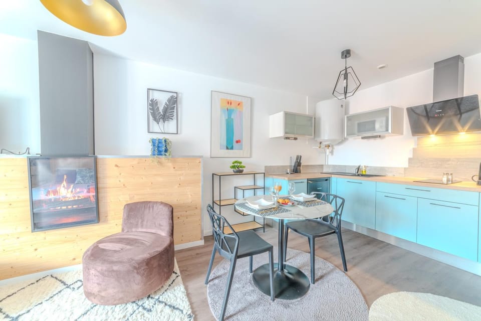 Bleuet Roanne centre-ville -Parking & Clim Apartment in Auvergne-Rhône-Alpes