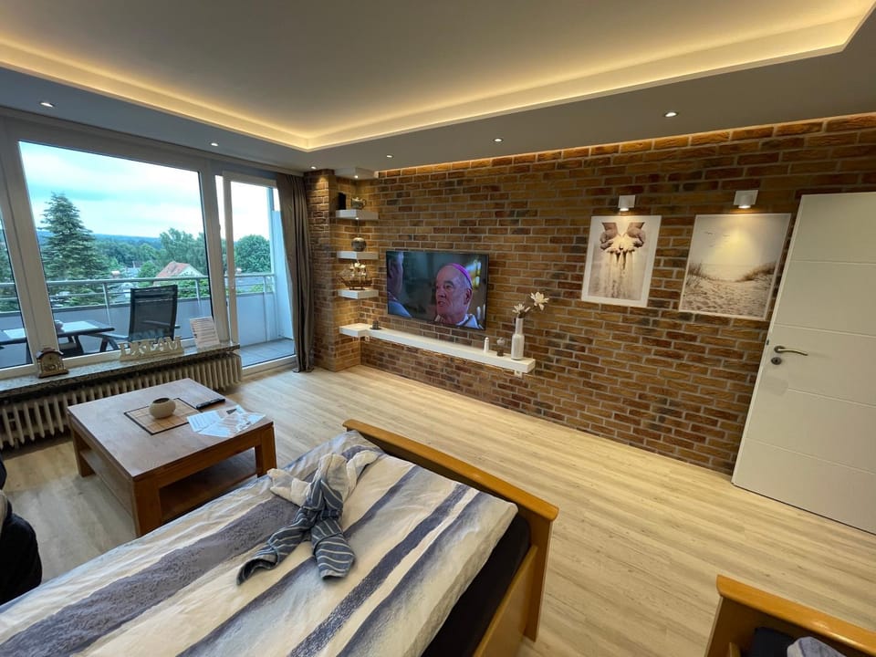 TV and multimedia, Living room, Seating area