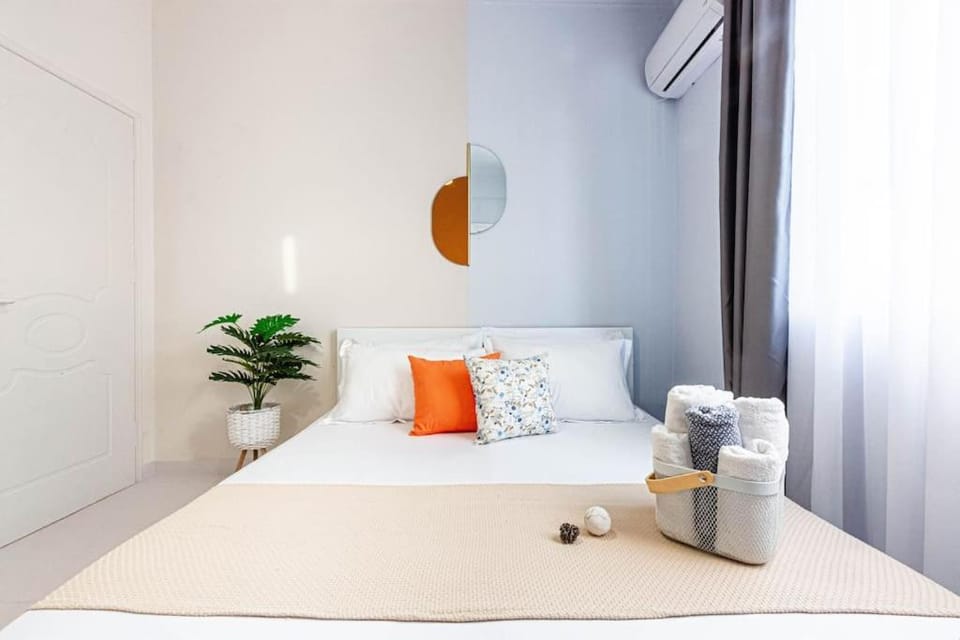 Himara City 12 - Central & Beach Access Apartment in Vlorë County, Albania