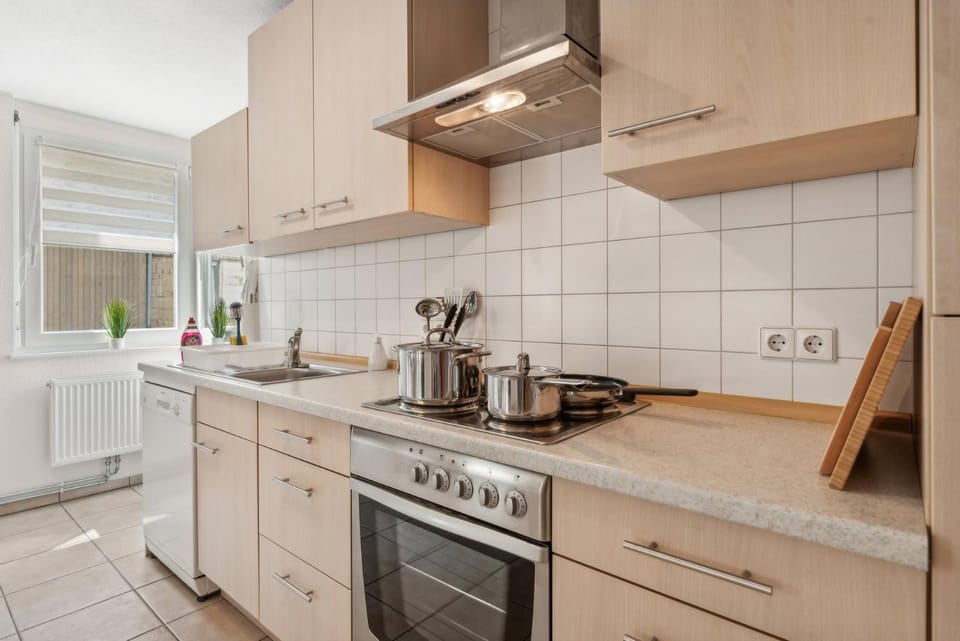 Kitchen or kitchenette, dishwasher, stove, kitchen