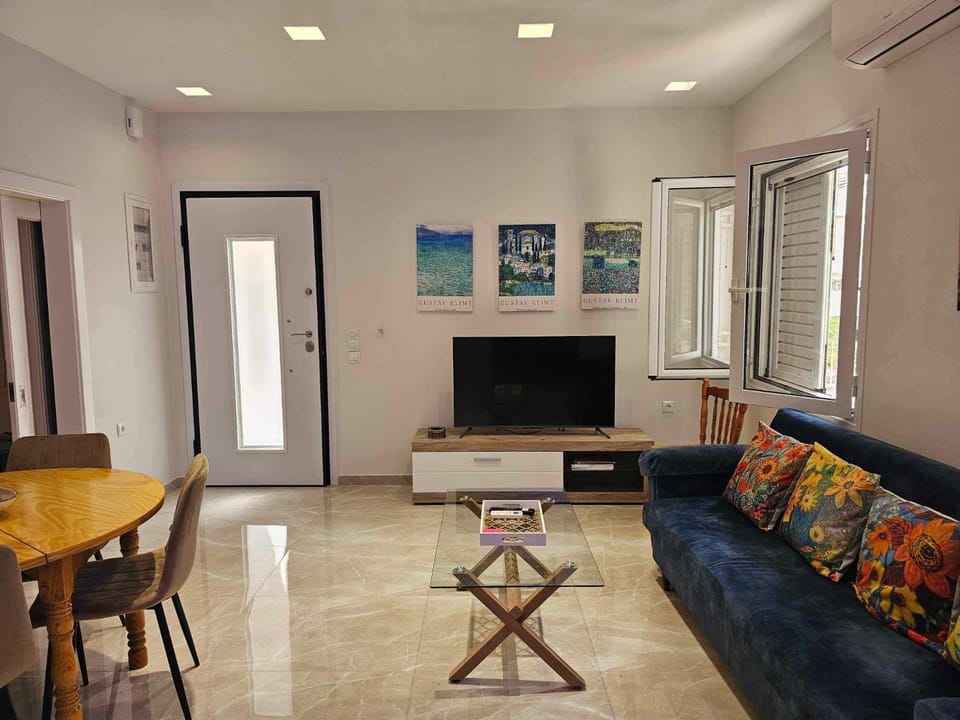 Guarantee to make you say wow! Apartment in Central Athens Regional Unit, Greece