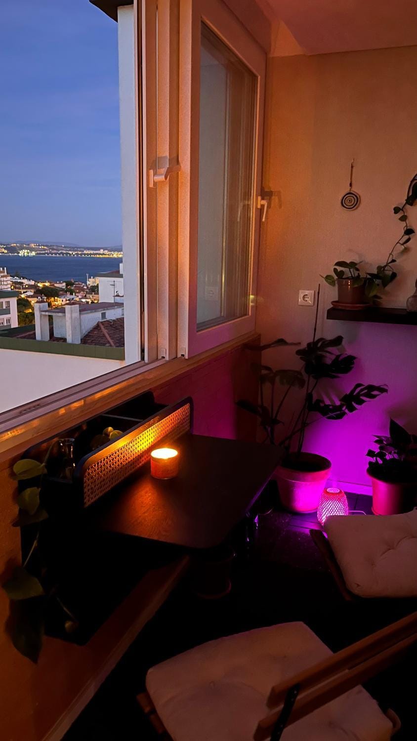 Balcony/Terrace, Seating area, Internal: Not applicable to any particular room