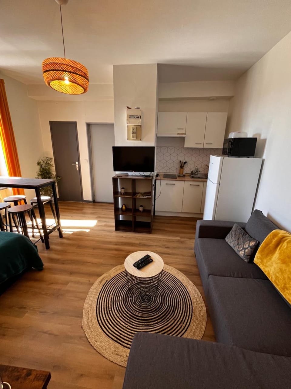 Studio Lorient Proche Centre Gare Wifi Netflix Apartment in Lorient