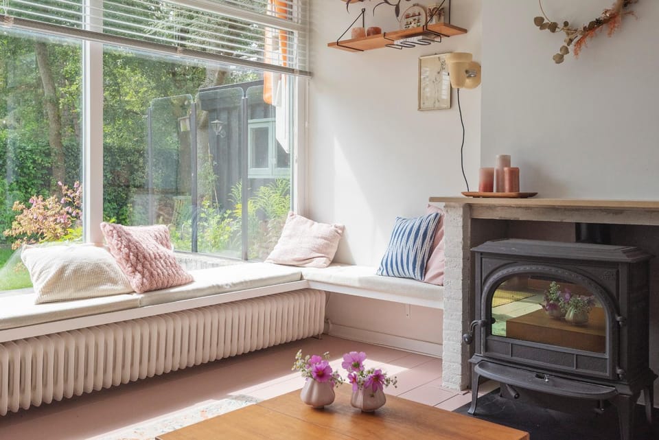 Living room, Garden view