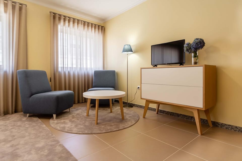 Pinheiro Cardoso Bed and Breakfast in Porto
