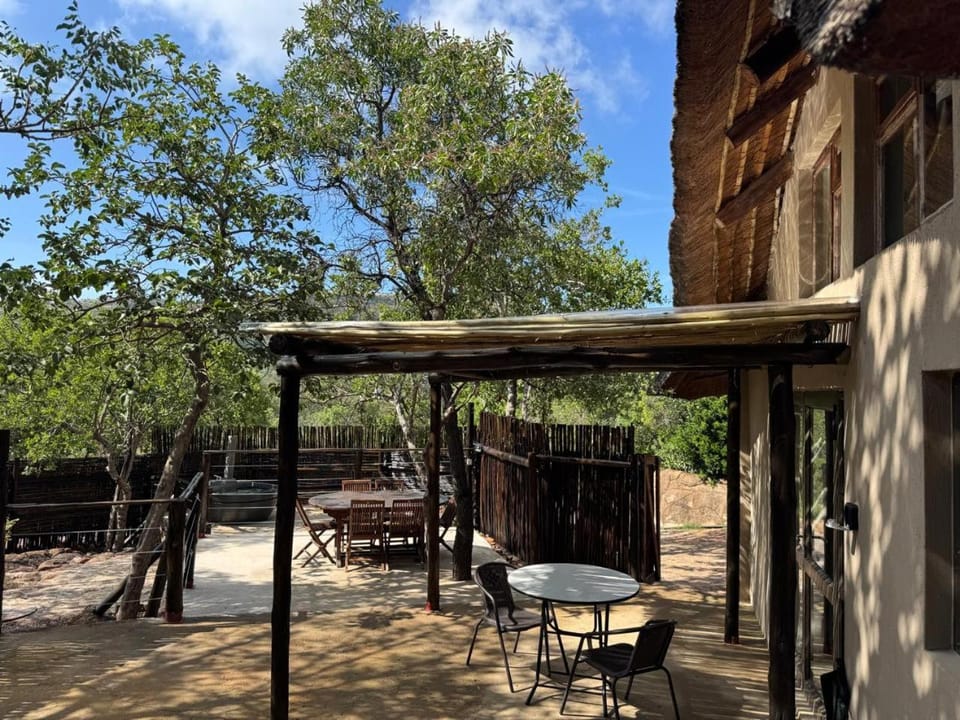 Mbekka Lodge, Mabalingwe Chalet in North West, South Africa