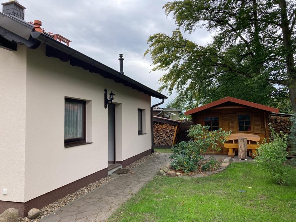 Property building, Garden