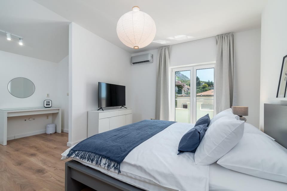 Sea view Apartment Livia Apartment in Split-Dalmatia County