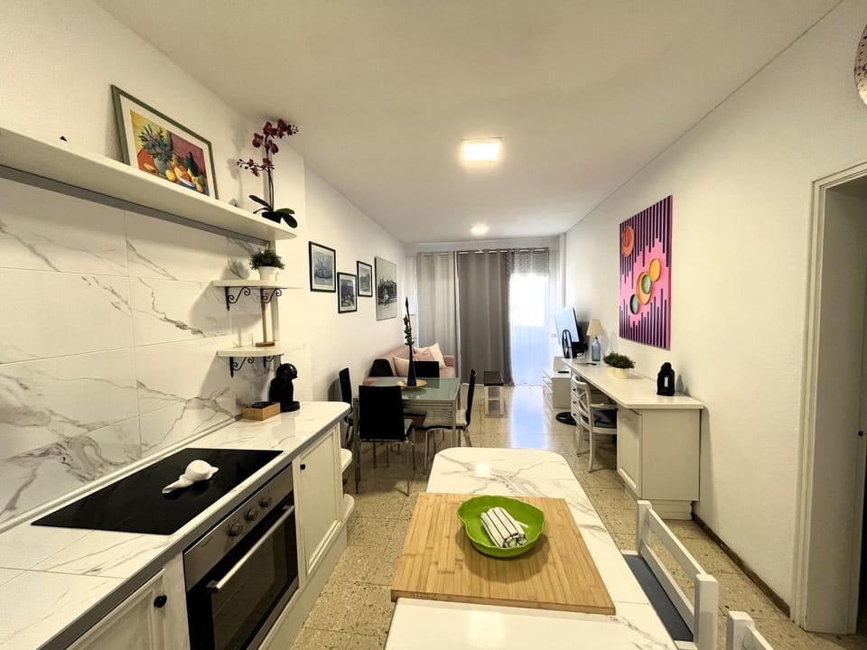 Communal lounge/ TV room, TV and multimedia, Kitchen or kitchenette, Dining area, kitchen