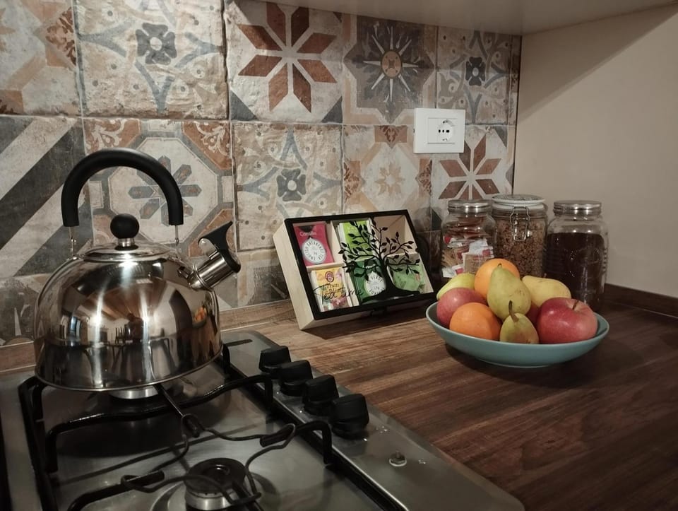 Coffee/tea facilities, Kitchen or kitchenette