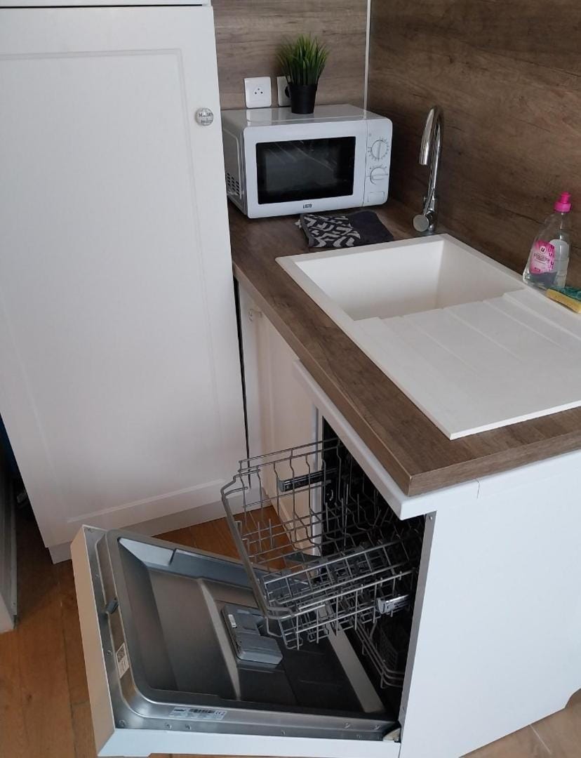 'Le patio' Appartement avec terrasse Apartment in Royan