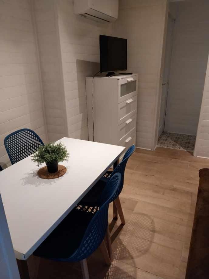 'Le patio' Appartement avec terrasse Apartment in Royan