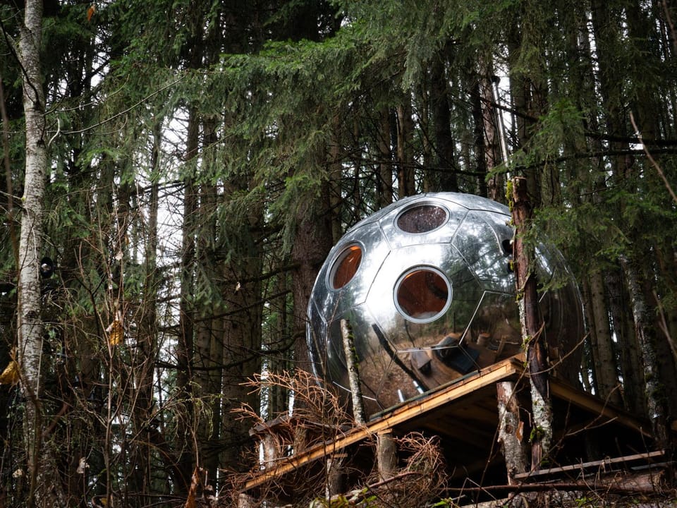 Mirror globe Kandasphere Luxury tent in Saint-Gervais-Bains