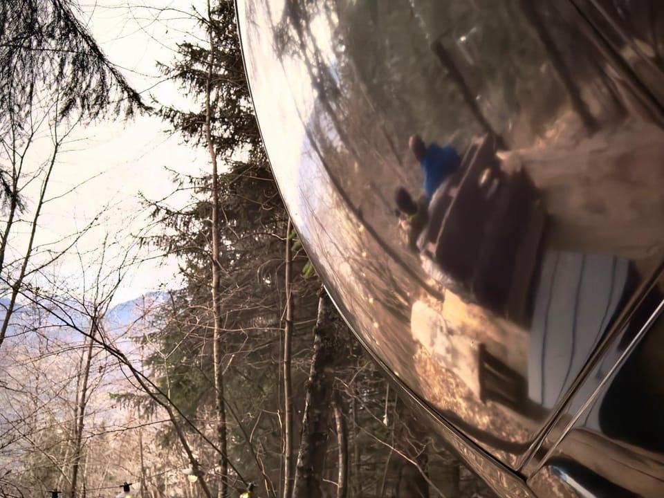 Mirror globe Kandasphere Luxury tent in Saint-Gervais-Bains
