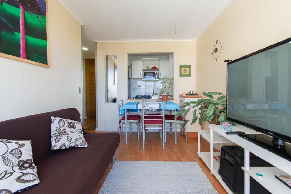 Communal lounge/ TV room, Living room, Dining area