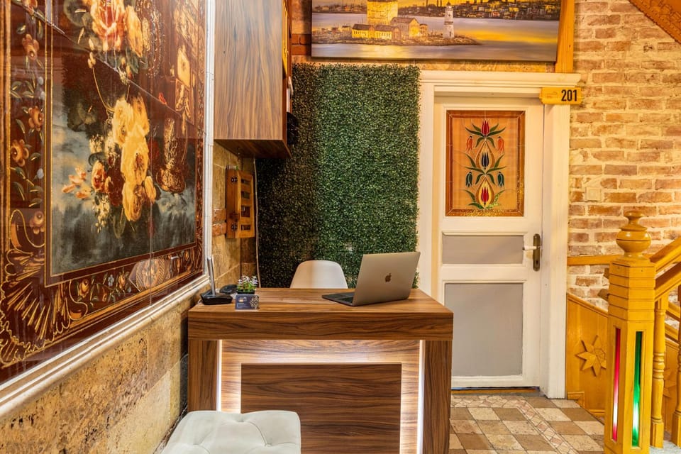 Facade/entrance, Lobby or reception