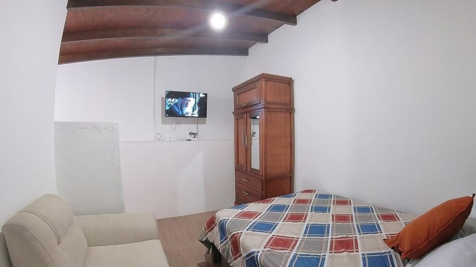 TV and multimedia, Photo of the whole room