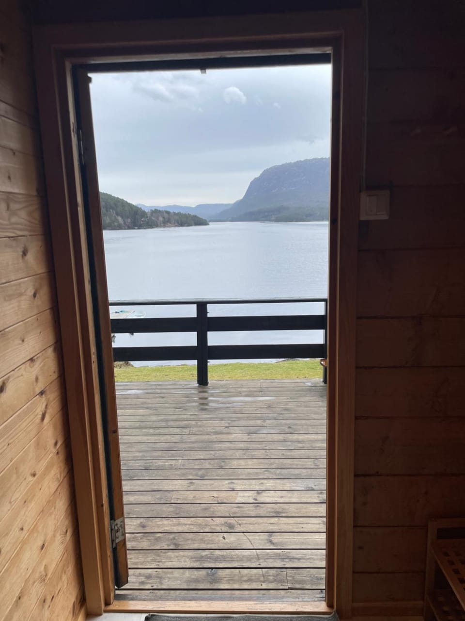 Barlindbotn feriehytte med båtutleige House in Vestland