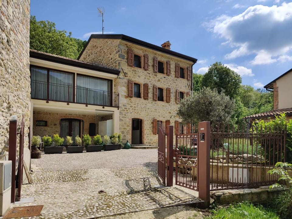 Villa Puri nella Valle dei Laghi Apartment in Trentino-South Tyrol