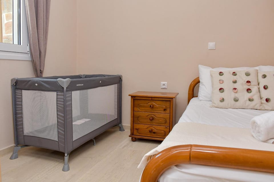 Bed, Bedroom, cot