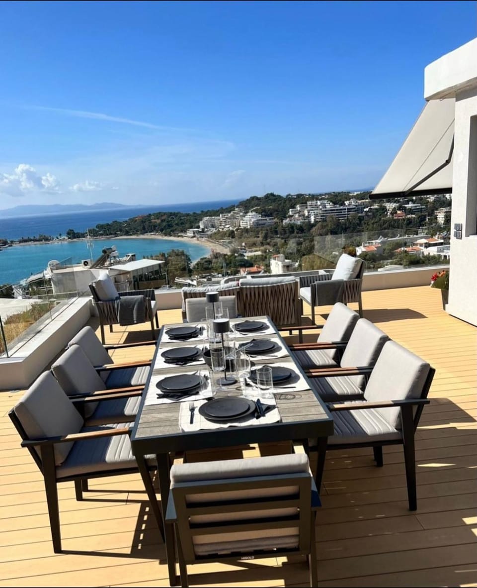 Patio, Dining area