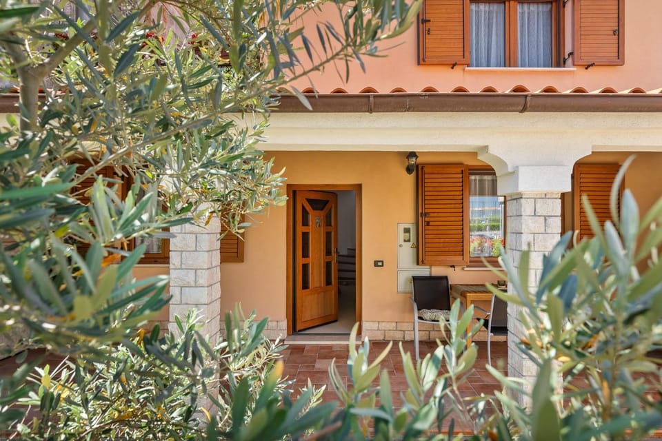 Property building, Garden view