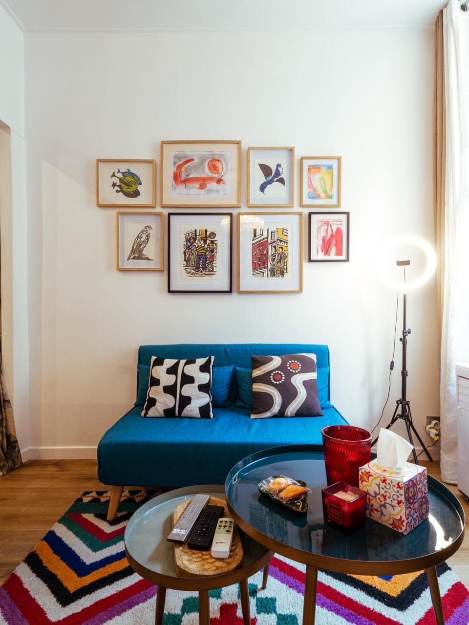 Living room, Decorative detail