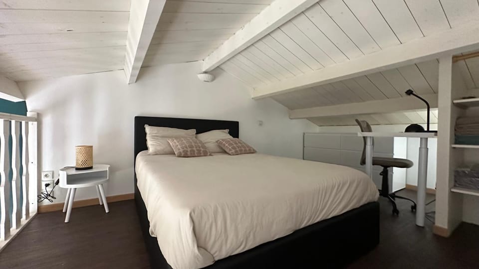 T1 bis Duplex 400m Plage Apartment in La Rochelle