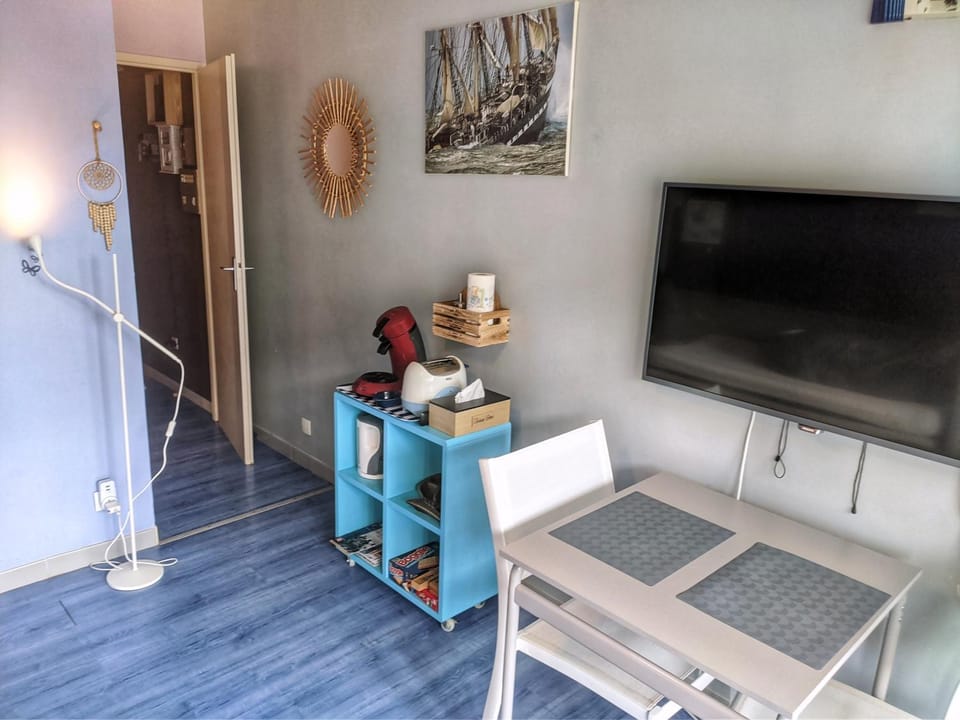 TV and multimedia, Coffee/tea facilities