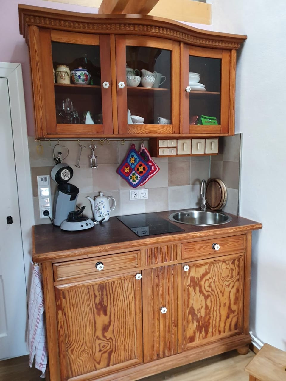 Coffee/tea facilities, Kitchen or kitchenette