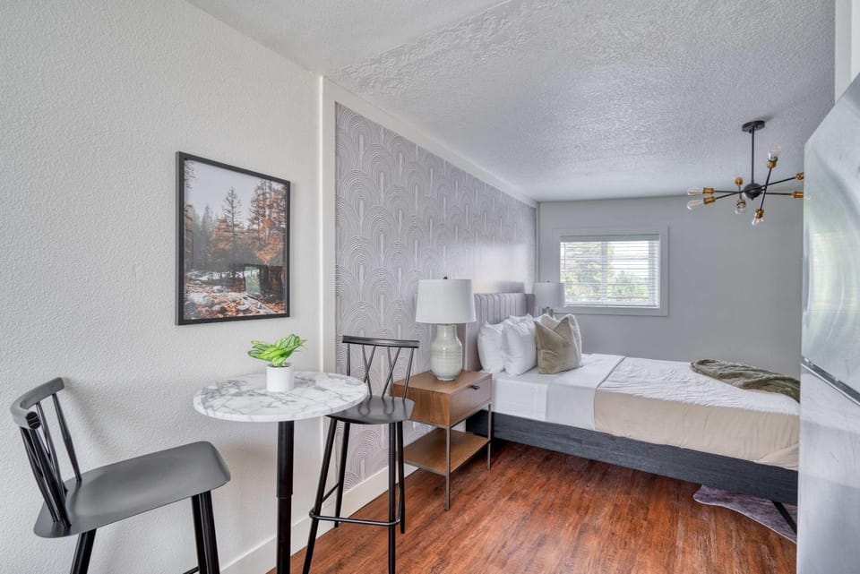 Stay Portland - Super Studio in Brooklyn Apartment in Portland